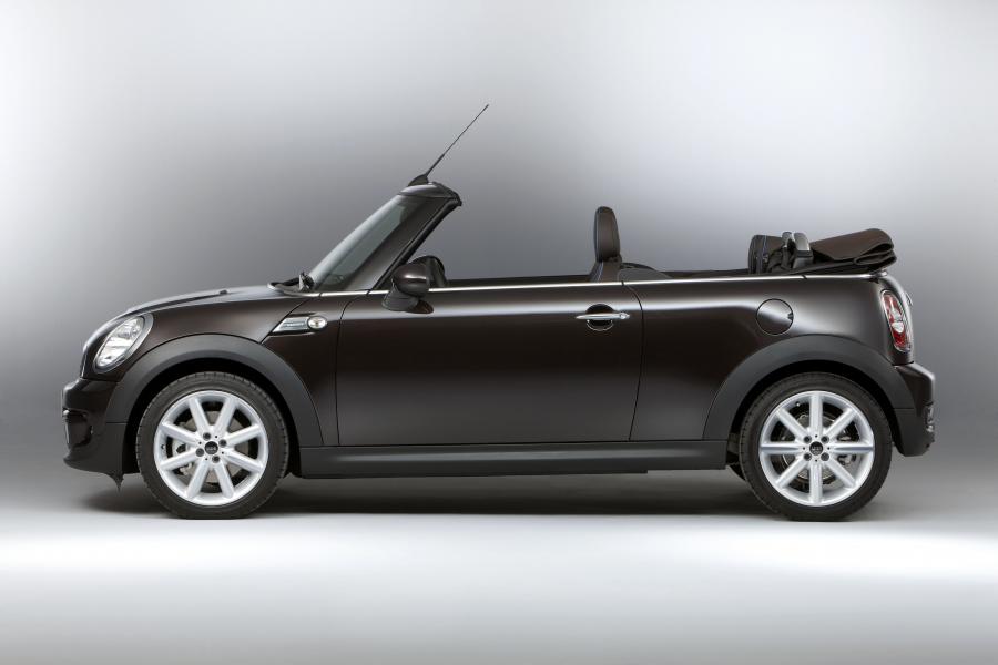  Mini Cooper S Cabrio Highgate 2012 года  (фото 25 из 30)